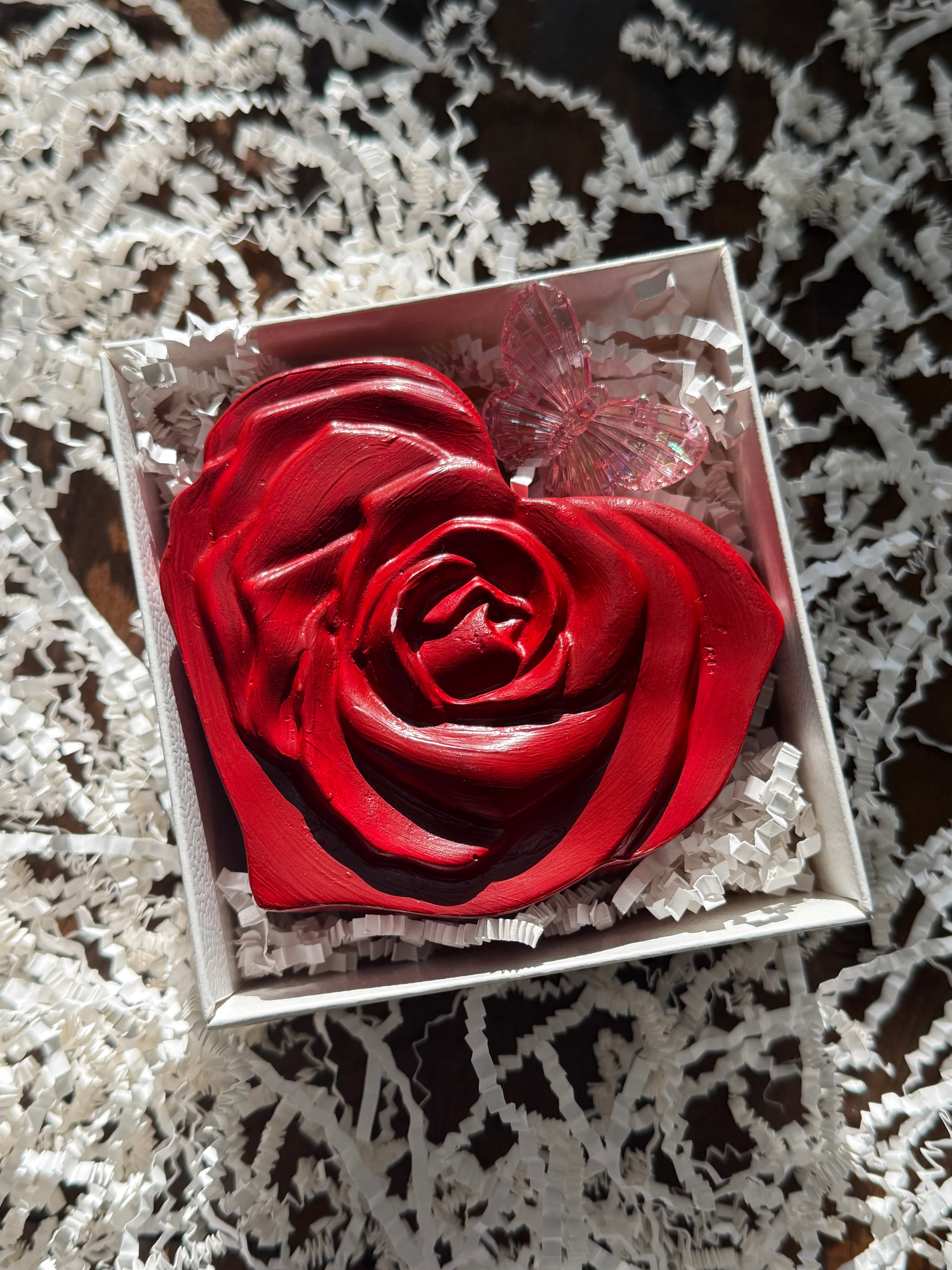 Red heart rose handmade candle